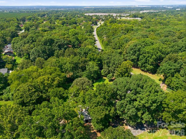 74 Pinecrest Drive SW, Concord, NC 28027