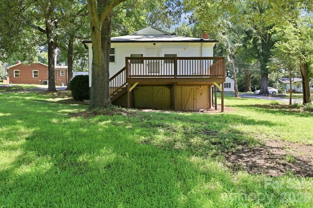 74 Pinecrest Drive SW, Concord, NC 28027