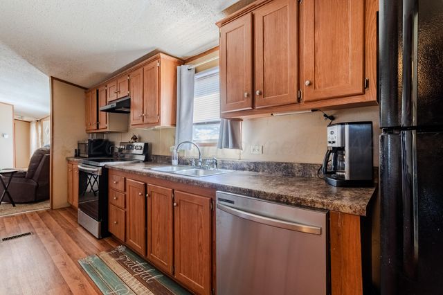 2420 E Willow Creek Drive, Amarillo, TX 79108