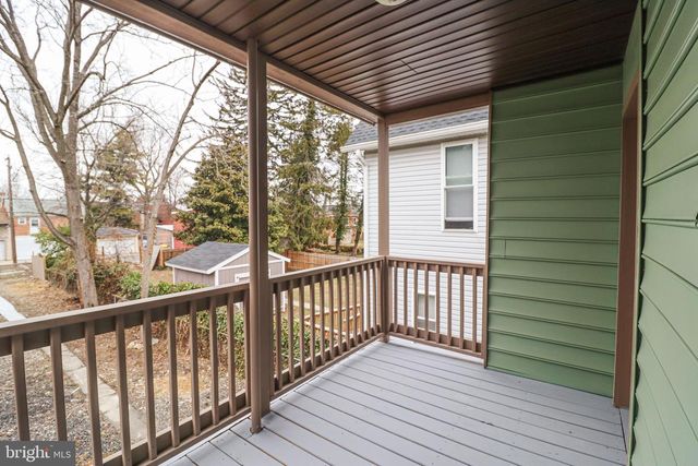 539 W KING ST, York, PA 17401