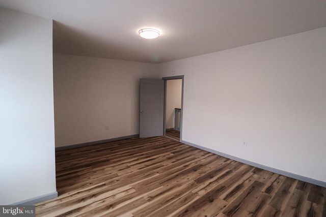 539 W KING ST, York, PA 17401