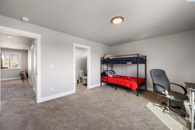 2873 Mackenzie Court, Richland, WA 99352