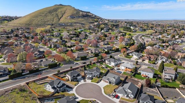 2873 Mackenzie Court, Richland, WA 99352