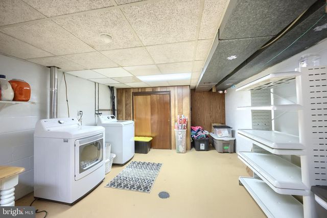 3011 IMPERIAL DR, Dover, PA 17315