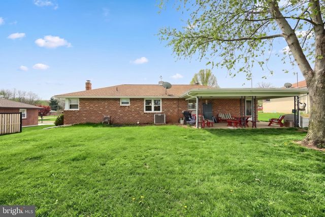 3011 IMPERIAL DR, Dover, PA 17315