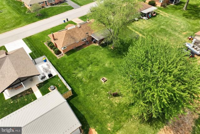 3011 IMPERIAL DR, Dover, PA 17315