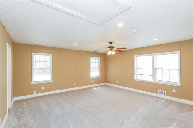 325 Longview Road, Fayetteville, GA 30214