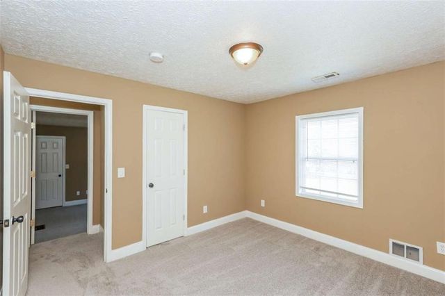 325 Longview Road, Fayetteville, GA 30214