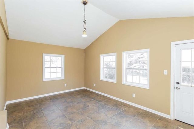 325 Longview Road, Fayetteville, GA 30214