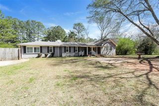 325 Longview Road, Fayetteville, GA 30214