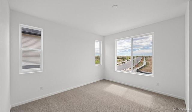 21381 E 67th Avenue, Aurora, CO 80019