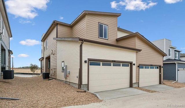 21381 E 67th Avenue, Aurora, CO 80019