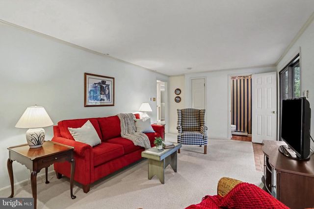 3738 JONAS DR, Landisville, PA 17538