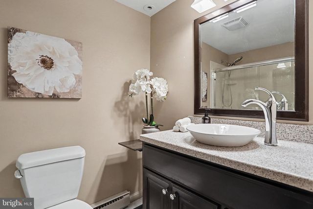 3738 JONAS DR, Landisville, PA 17538
