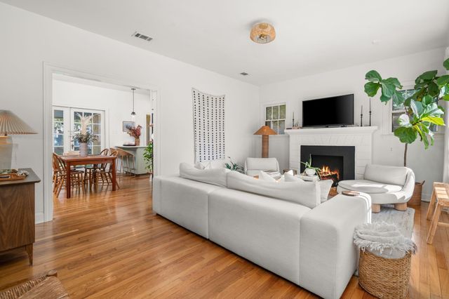 2906 French PL, Austin, TX 78722