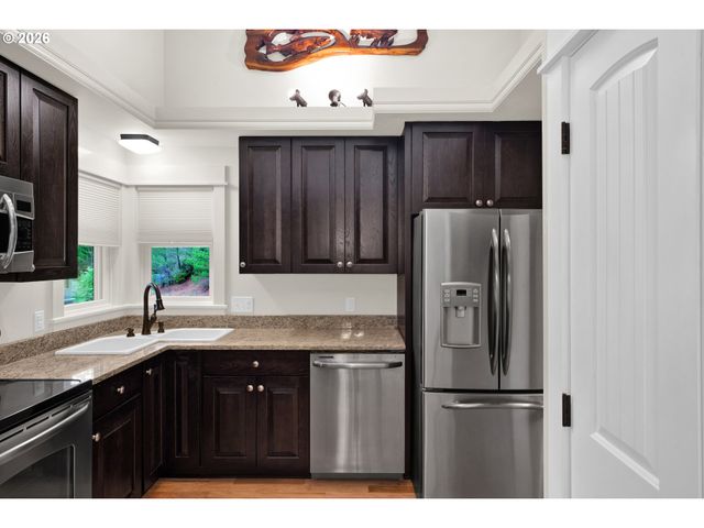 89952 HIGHWAY 101, Florence, OR 97439