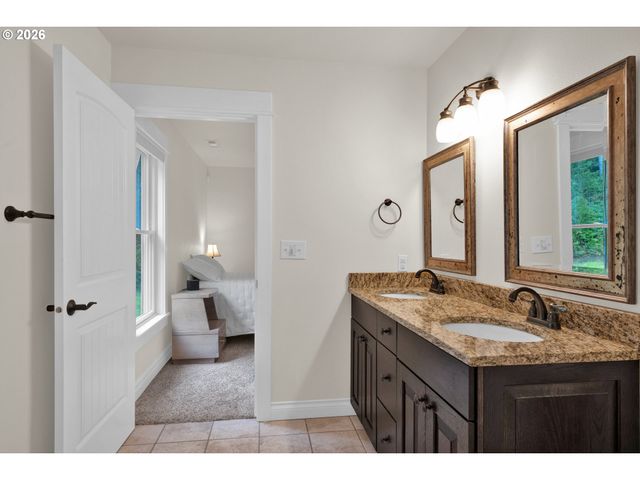 89952 HIGHWAY 101, Florence, OR 97439