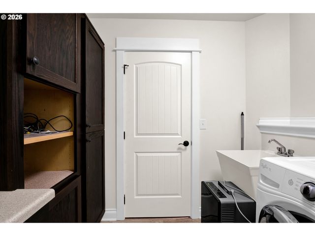 89952 HIGHWAY 101, Florence, OR 97439