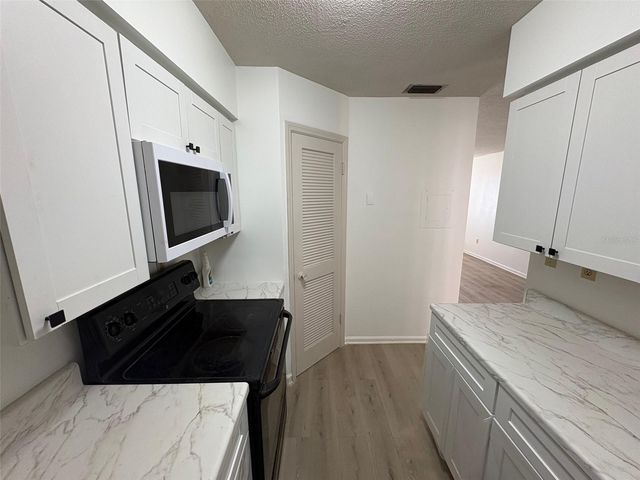 4507 9TH STREET W. I3, Bradenton, FL 34207