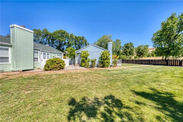 3498 Marina Drive West, Lakeport, CA 95453
