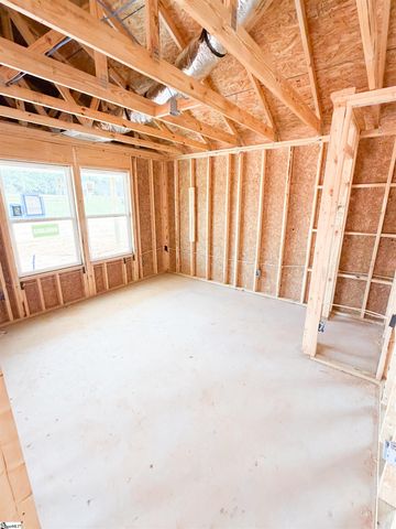18002 Hwy 101 S, Gray Court, SC 29645