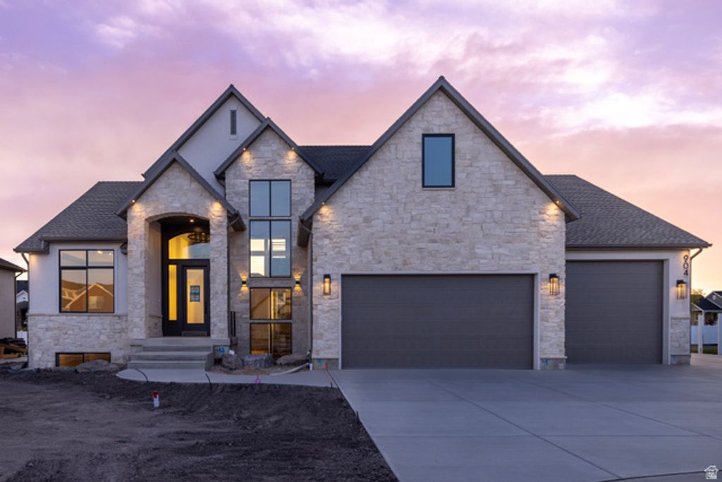 904 S 1900 W, Layton, UT 84041