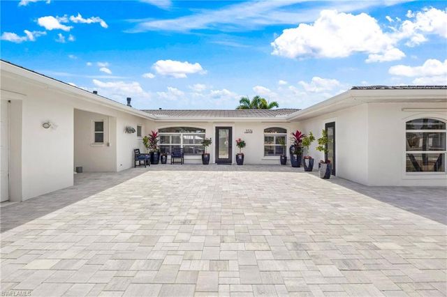 5374 Cobalt CT, Cape Coral, FL 33904