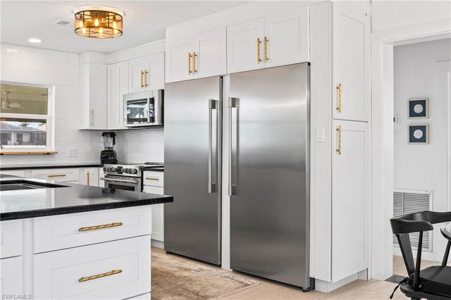 5374 Cobalt CT, Cape Coral, FL 33904