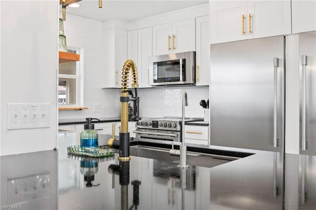 5374 Cobalt CT, Cape Coral, FL 33904