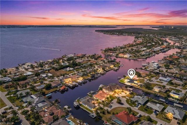5374 Cobalt CT, Cape Coral, FL 33904