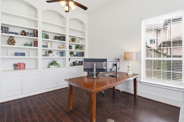 25215 Springwood Lake Drive, Katy, TX 77494