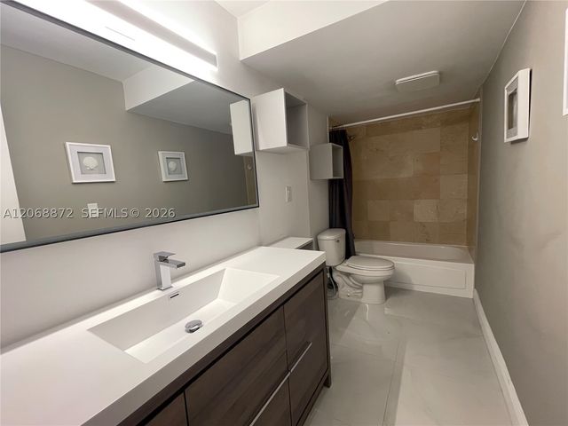 10275 Collins Ave 624, Bal Harbour, FL 33154