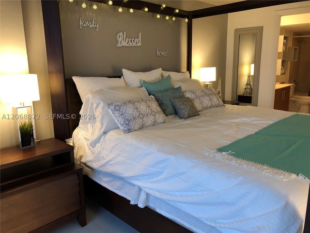 10275 Collins Ave 624, Bal Harbour, FL 33154
