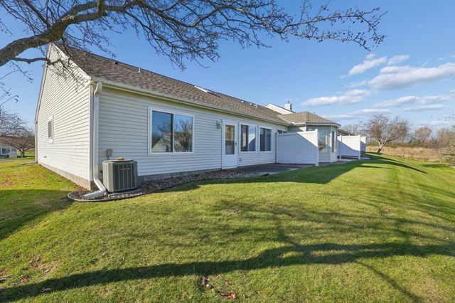 7516 Ojibway Park Road, Woodbury, MN 55125