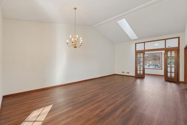 7516 Ojibway Park Road, Woodbury, MN 55125