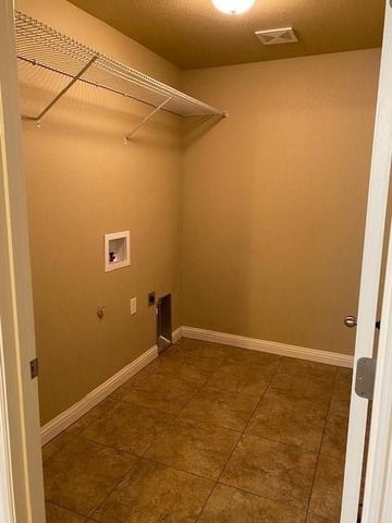 3113 Weave Court, Granbury, TX 76049