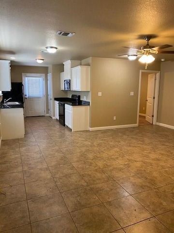 3113 Weave Court, Granbury, TX 76049