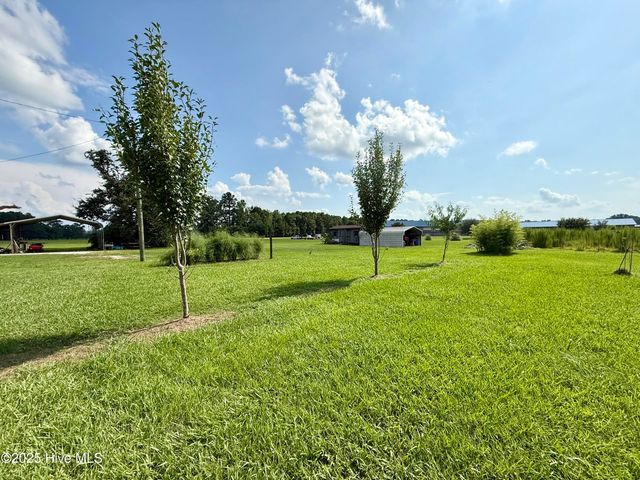 4183 Market Street Ext, Washington, NC 27889