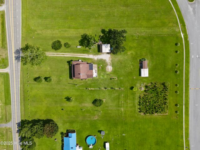 4183 Market Street Ext, Washington, NC 27889