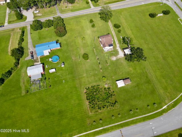 4183 Market Street Ext, Washington, NC 27889