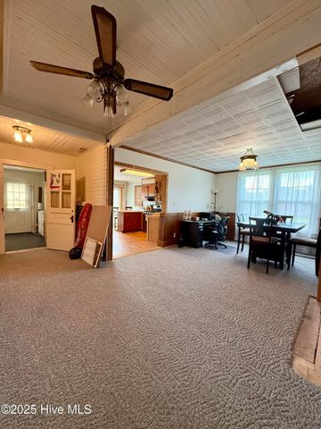 4183 Market Street Ext, Washington, NC 27889