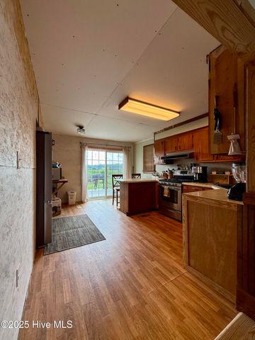 4183 Market Street Ext, Washington, NC 27889