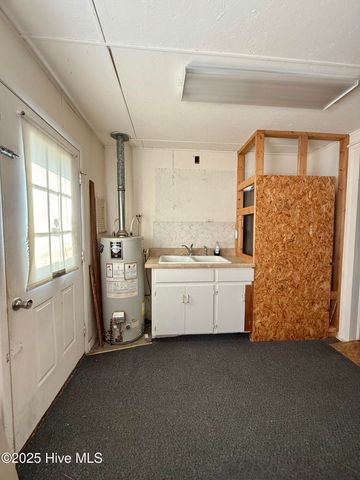 4183 Market Street Ext, Washington, NC 27889