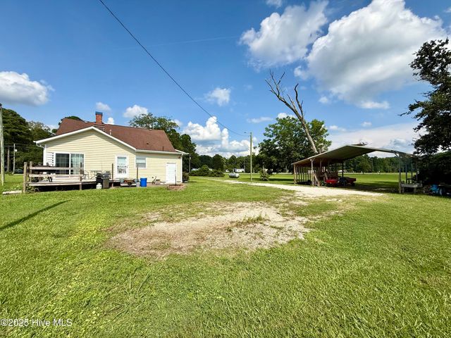 4183 Market Street Ext, Washington, NC 27889