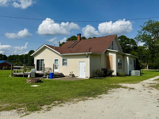 4183 Market Street Ext, Washington, NC 27889