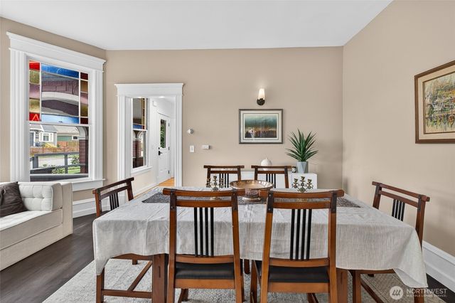 1800 J Street, Bellingham, WA 98225