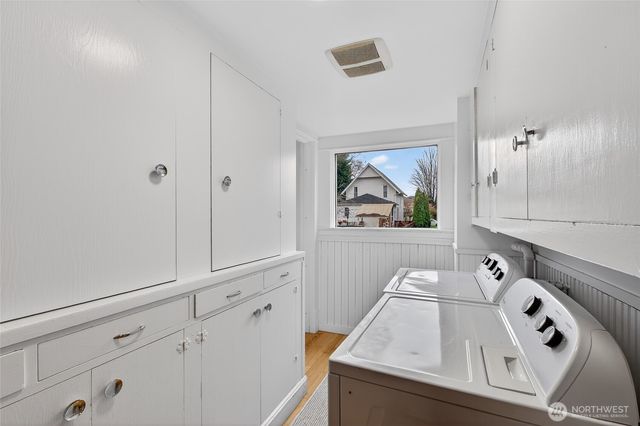 1800 J Street, Bellingham, WA 98225