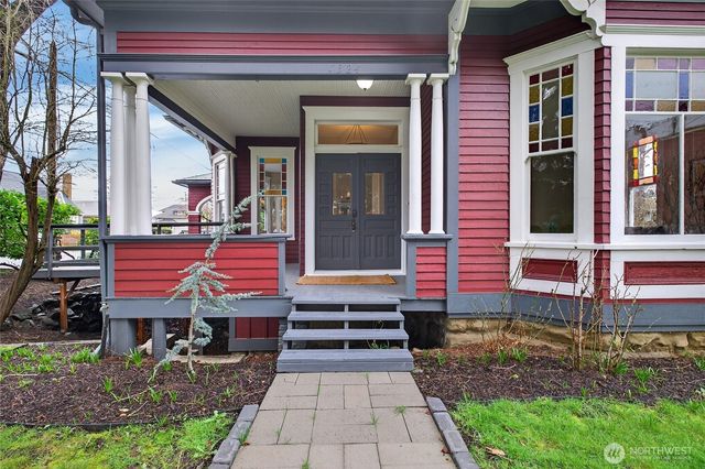 1800 J Street, Bellingham, WA 98225