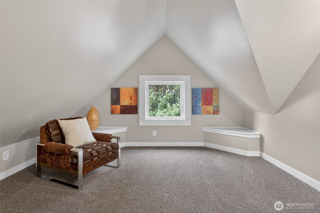 1800 J Street, Bellingham, WA 98225