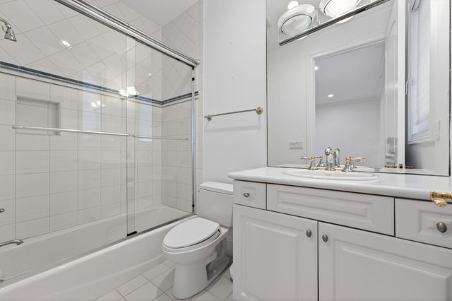 724 NE 36th Street, Boca Raton, FL 33431